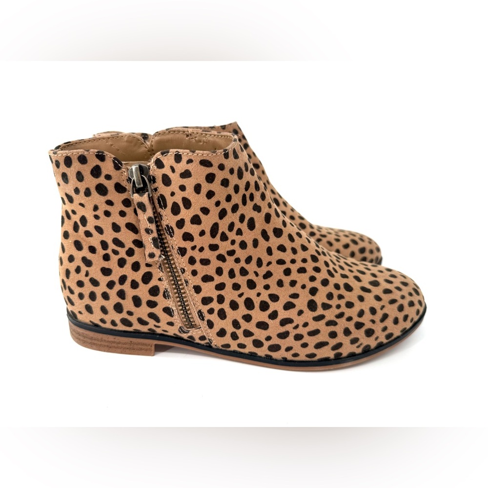 Cat & Jack Tan and Black Ankle Boots with Side Zipper